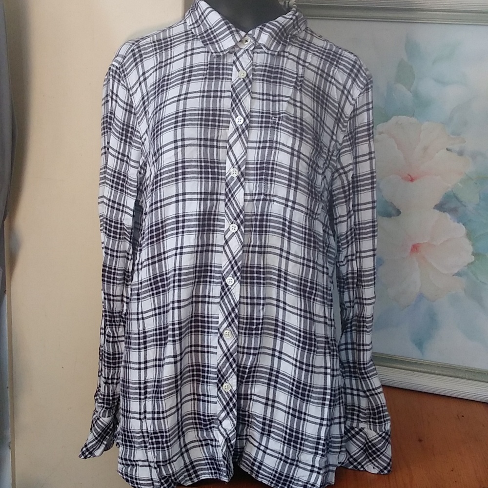 Tablots black and White blaid shirt size S